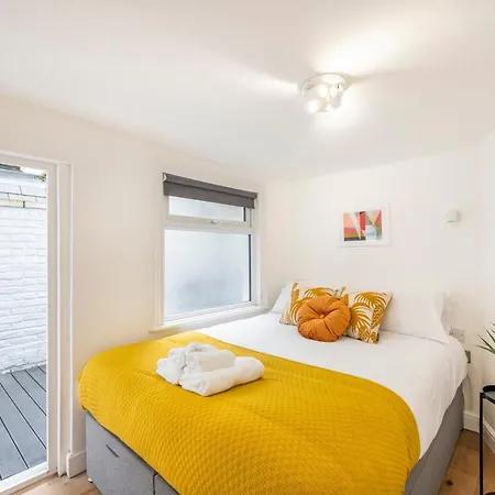 Apartment Charming 1 Bedroom Flat With Private Patio - West London, Kensington, Earl's Court, Chelsea *