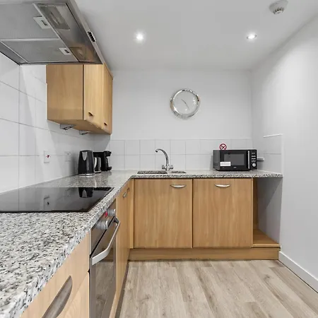Sercasa - Wandsworth Park - *