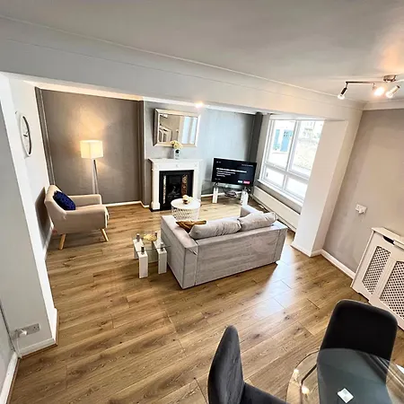 Holiday home Kensington 2 Bedroom House-big Living Area And Kitchen-harrods-national History Museum-hyde Park-near 2 Underground Lines *