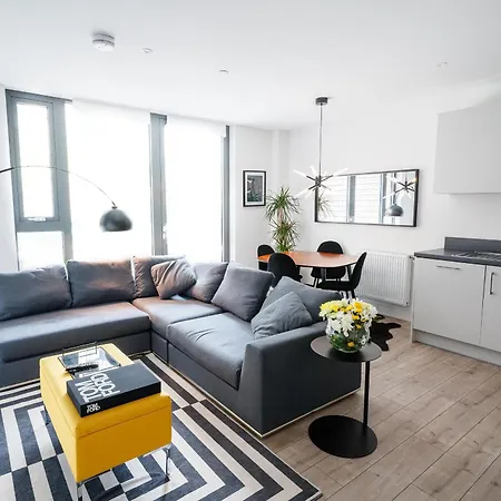 Lovely 1-bed In Apartment London