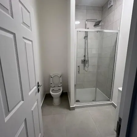 London Rooms *
