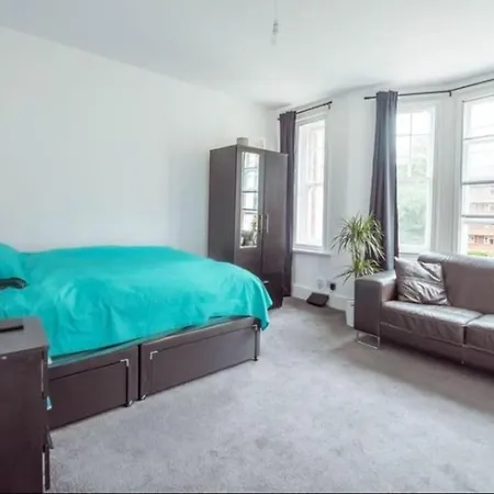 Great Flat Close To Edgware Road Apartment London