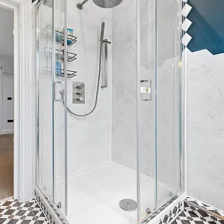 Stunning 1 Bedroom In Westminster With Ac Sleeps 4 Appartamento *