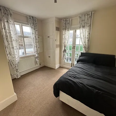 Double Bedroom In Homestay