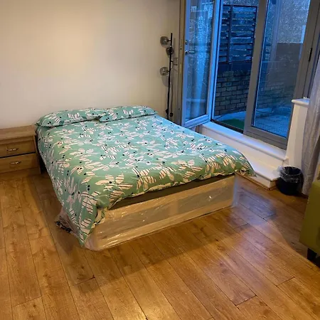 Overton Apartment