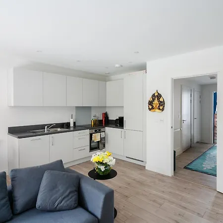 Lovely 1-bed In * London
