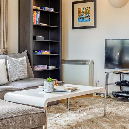 Apartment Spacious & Secluded 1br Flat In Maida Vale *