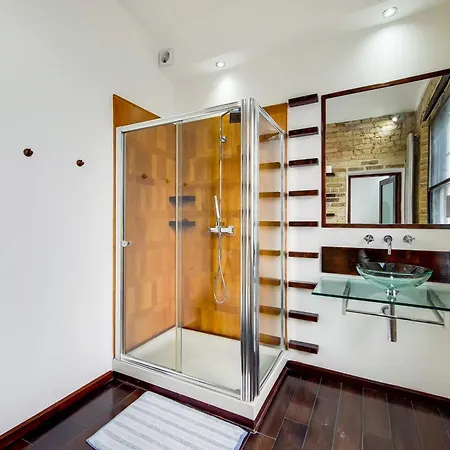 Apartment The Chesham Residences London