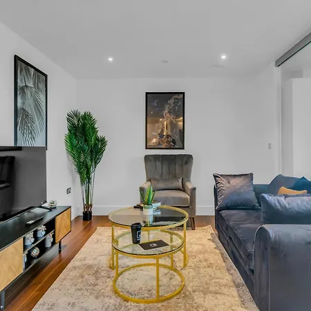 Talisman & Duckman Tower At Canary Wharf By Mysquare Apartment London