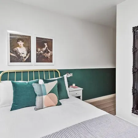 Hoxton Square - Urban Haven Apartment *