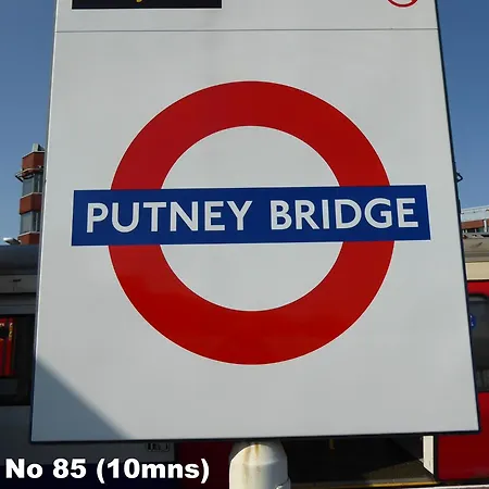 1 Bedroom Flat In Putney * London