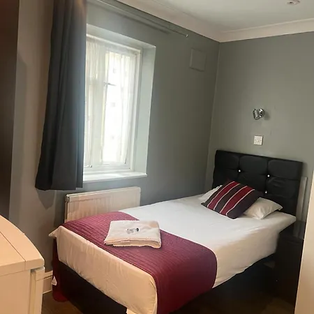 Saba And Hotel London