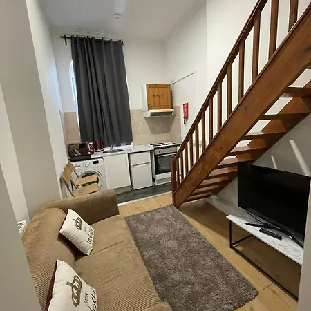 Apartment Modern Queenspark