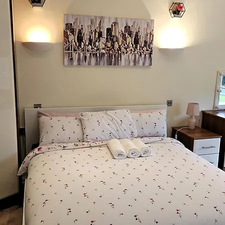 London Heathrow Glamour Mansion House * Uxbridge