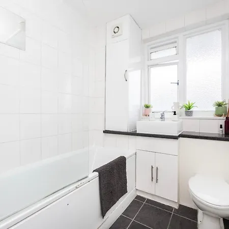 Apartment Trendy 4 Bed Near Vibrant Shoreditch W Balcony And Walking Distance To Tube *