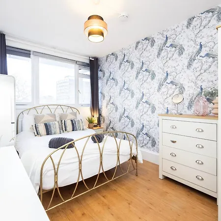 Trendy 4 Bed Near Vibrant Shoreditch W Balcony And Walking Distance To Tube Apartment *