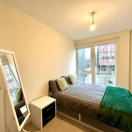 Homestay Peaceful Shared Flat 30mins London