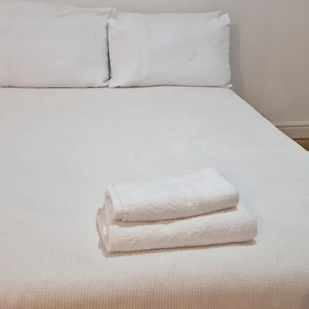 Urban Retreat Camberwell Zone 2 Apartment