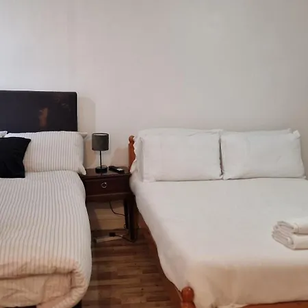 Apartment Urban Retreat Camberwell Zone 2 *