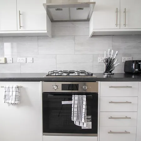 Casa vacanze Newly Launched Two Bedroom House By Den Short Lets & Serviced With Garden Londra