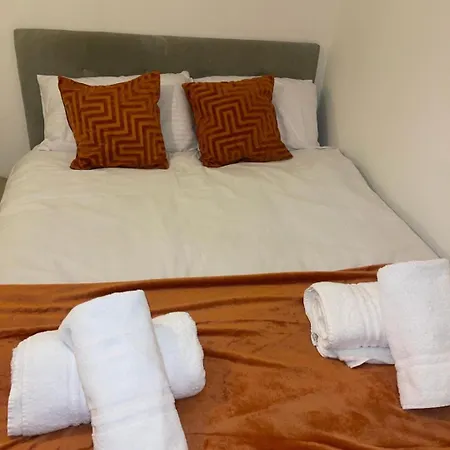 Holiday home Vry Place London