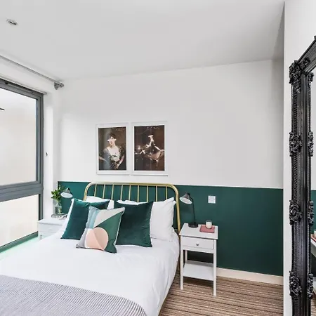 Hoxton Square - Urban Haven Apartment *
