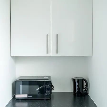 Heart Of Dalston- Trendy Compact Studio Flat *