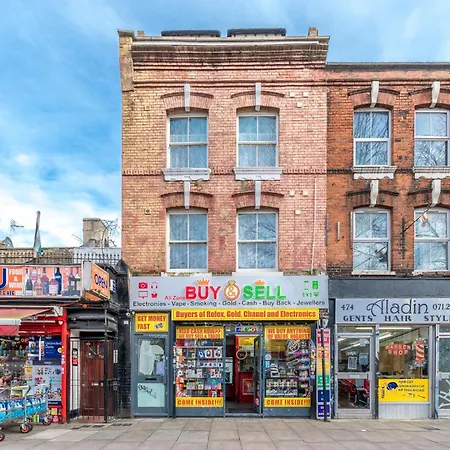 Heart Of Dalston- Trendy Compact Studio Flat *