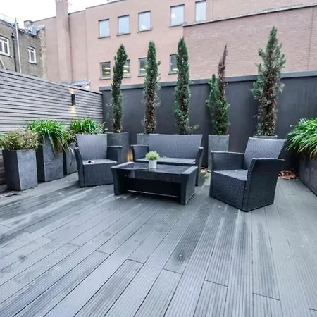 Cosmopolitan Hideaway * London