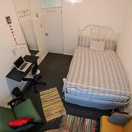 Centrally Located Comfortable In Homestay *
