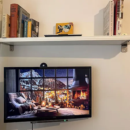 Homestay Centrally Located Comfortable In *