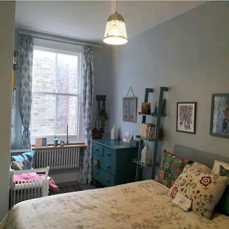 Apartment Charmante Mit Balkon *