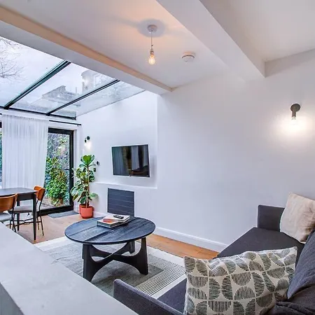 Bright And Airy 1br Unit Near Queen's Park *