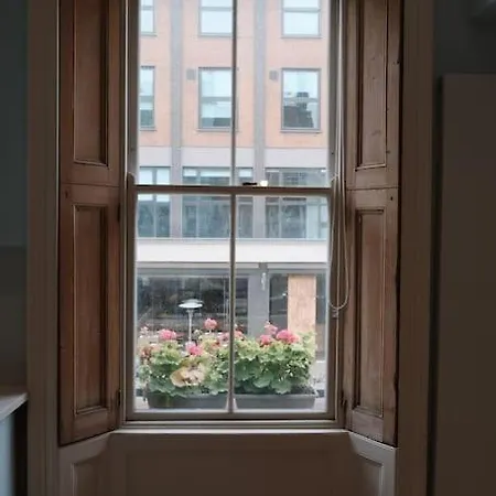 Sapphire Sanctuary Apartment London