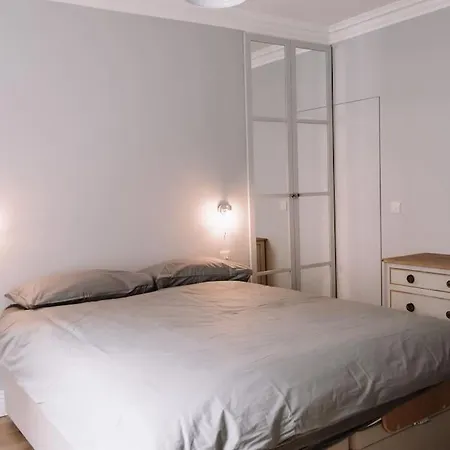 Apartment Sapphire Sanctuary *