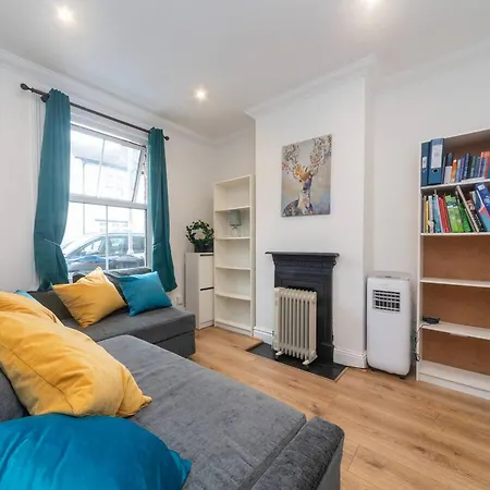 Ferienhaus Charming Period Near Surbiton With Garden