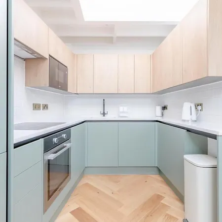 Luxuriously Compact 1bd Eco Clapham Common! * London