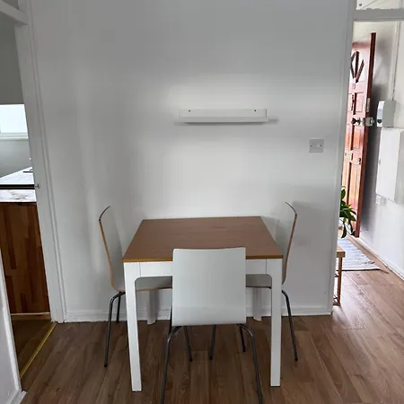 Appartement Colourful & Comfy Flat