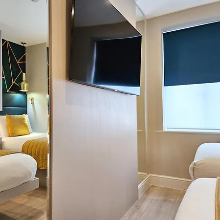 Nox Hyde Park Aparthotel