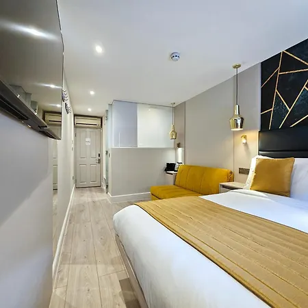 Aparthotel Nox Hyde Park 4*