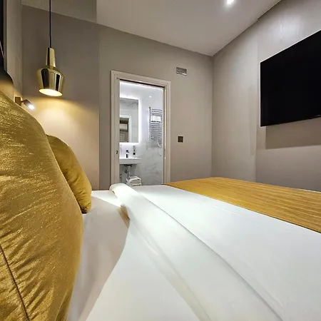Nox Hyde Park Aparthotel 4*
