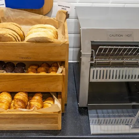Express London By Ihg 3* Croydon