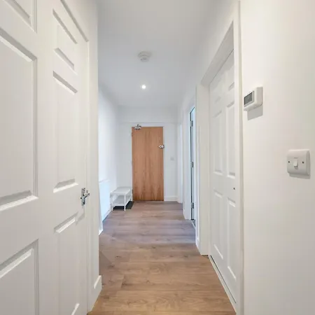 London Station Apartment Edgware