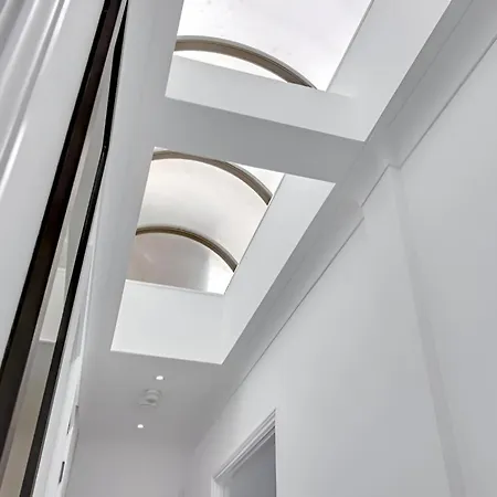 Luxurious 2-bedroom Penthouse In Marble Arch -65gc London