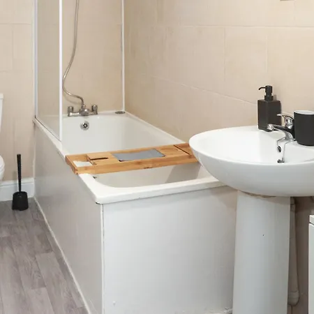 Apartment Modern 1br Haven Croydon