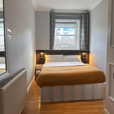 Marble Arch Homestay