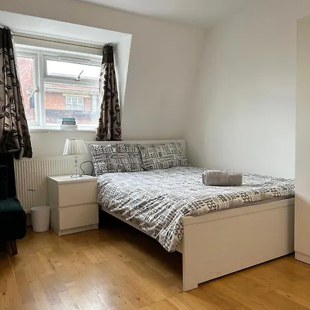 Cozy In Whitechapel! * London