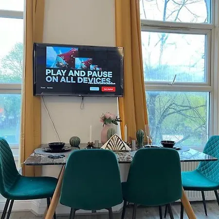 Apartment Elegant In Stadtteil Ealing