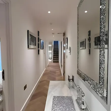 Apartment Marble Arch Penthouses With Skyline Views