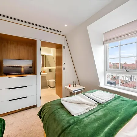 Marble Arch Penthouses With Skyline Views Apartment